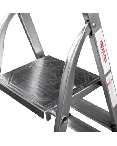 Стремянка алюминиевая 3 ступени с органайзером NV1115 Новая высота 1115103