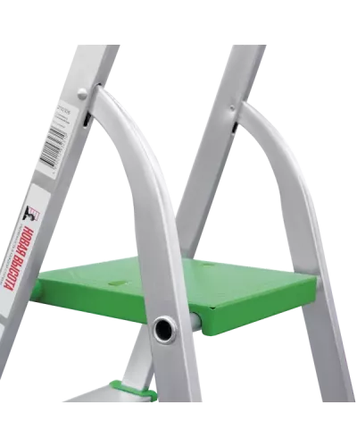 Стремянка алюминиевая 3 ступени NV2110 Новая высота 2110103