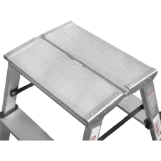 Стремянка алюминиевая двухсторонняя 2x6 ступеней площадка 260мм NV 212 Новая высота 2120206