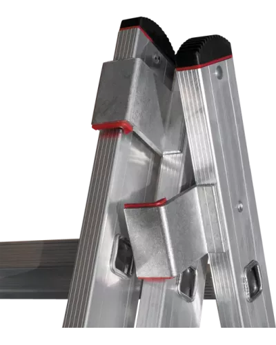 Лестница алюминиевая трёхсекционная 3х16 ступеней усиленная NV3231 Новая высота 3231316