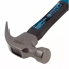 Молоток-гвоздодер GROSS, 450 г, фибергласовая трехкомпонентная рукоятка 10475