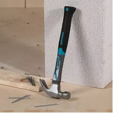 Молоток-гвоздодер GROSS, 450 г, фибергласовая трехкомпонентная рукоятка 10475