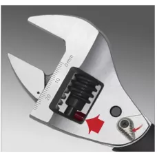 Ключ разводной с трещоткой и реверсом, 0-30мм.