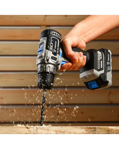 Дрель-шуруповерт аккумуляторная Deko Sharker case (063-4036)