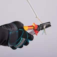 Плоскогубцы комбинированные GROSS, диэлектрические трехкомпонентные рукоятки до 1000 В, 180 мм 16989