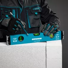 Уровень алюминиевый GROSS, 400 мм, усиленный с ударопрочными заглушками, 3 глазка 34324