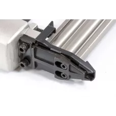 Нейлер пневматический для гвоздей от 10 до 32 мм MATRIX 57405