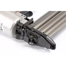 Нейлер пневматический для гвоздей от 10 до 50 мм MATRIX 57410