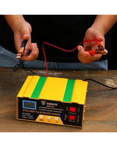 Зарядное устройство DKCC10 DEKO 051-8053