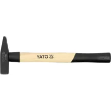 Молоток слесарный с деревянной ручкой  300гр "Yato"