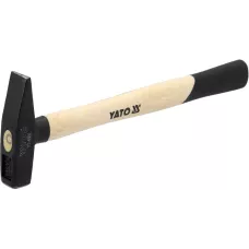 Молоток слесарный с деревянной ручкой  200гр "Yato"